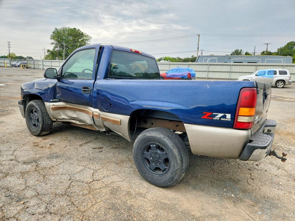 Photo 2 from auction – 2002 CHEVROLET SILVERADO with VIN 1GCEK14T72Z311885