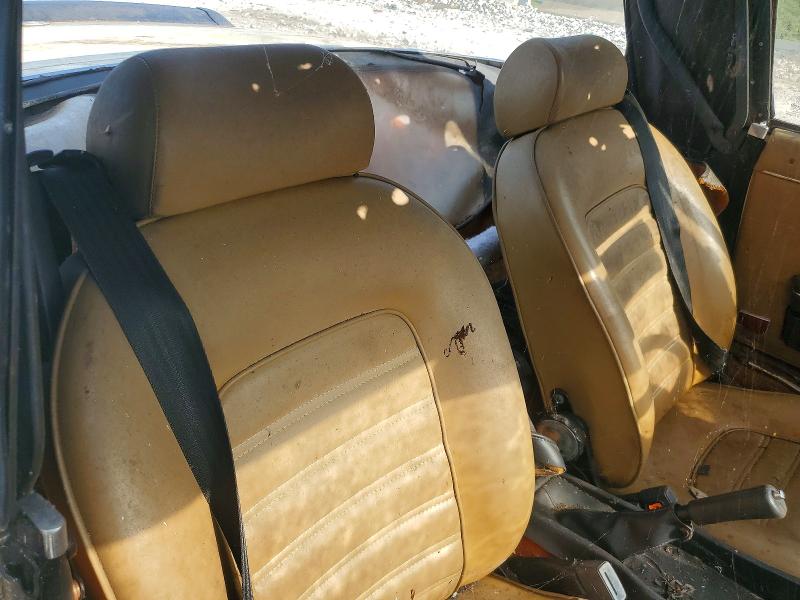 Photo 10 from auction – 1987 ALFA ROMEO SPIDER with VIN ZARBA5641H1045361