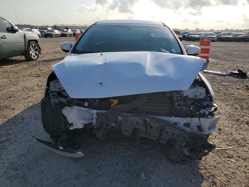Photo 11 from auction – 2016 FORD FOCUS with VIN 1FADP3F29GL257938