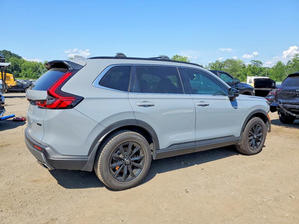 Photo 3 from auction – 2024 HONDA CR-V with VIN 7FARS6H87RE006136