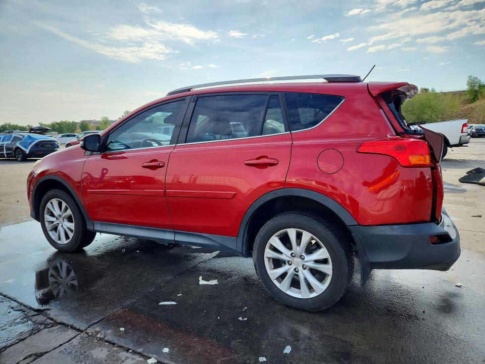 Photo 2 from auction – 2015 TOYOTA RAV4 with VIN 2T3DFREV5FW252193
