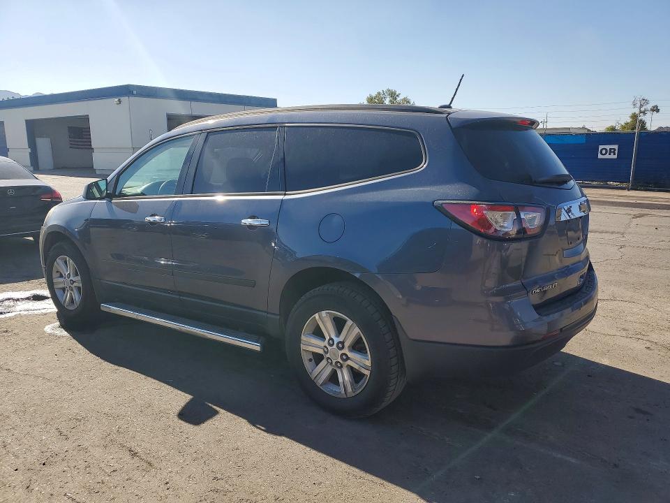 Photo 2 from auction – 2014 CHEVROLET TRAVERSE with VIN 1GNKRFKD0EJ101419