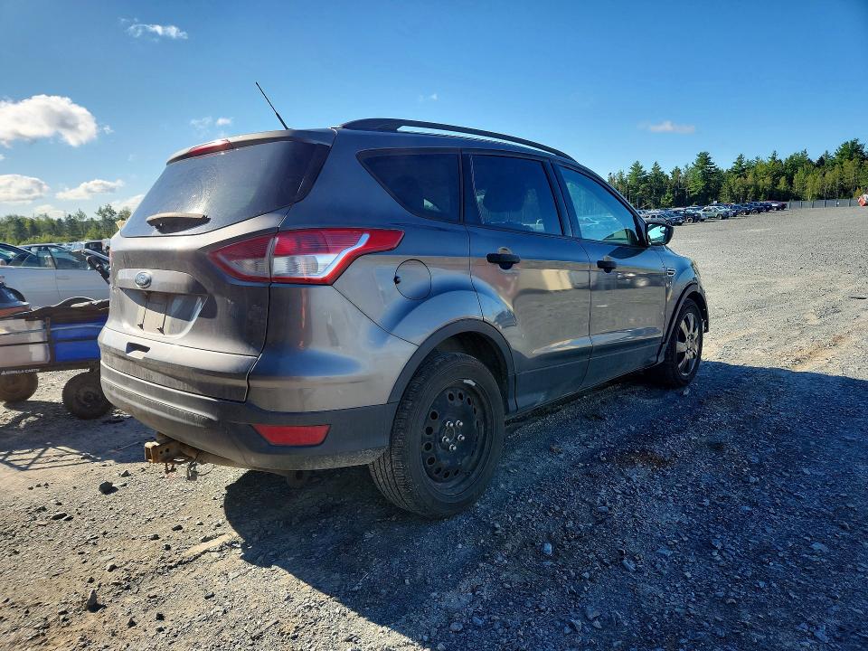 Photo 3 from auction – 2014 FORD ESCAPE with VIN 1FMCU0F72EUB66795