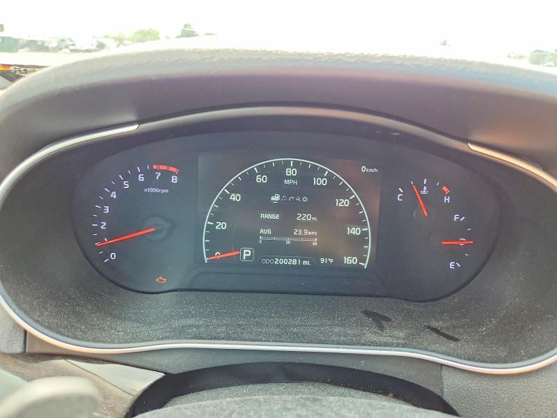 Photo 9 from auction – 2015 KIA CADENZA with VIN KNALN4D70F5197600