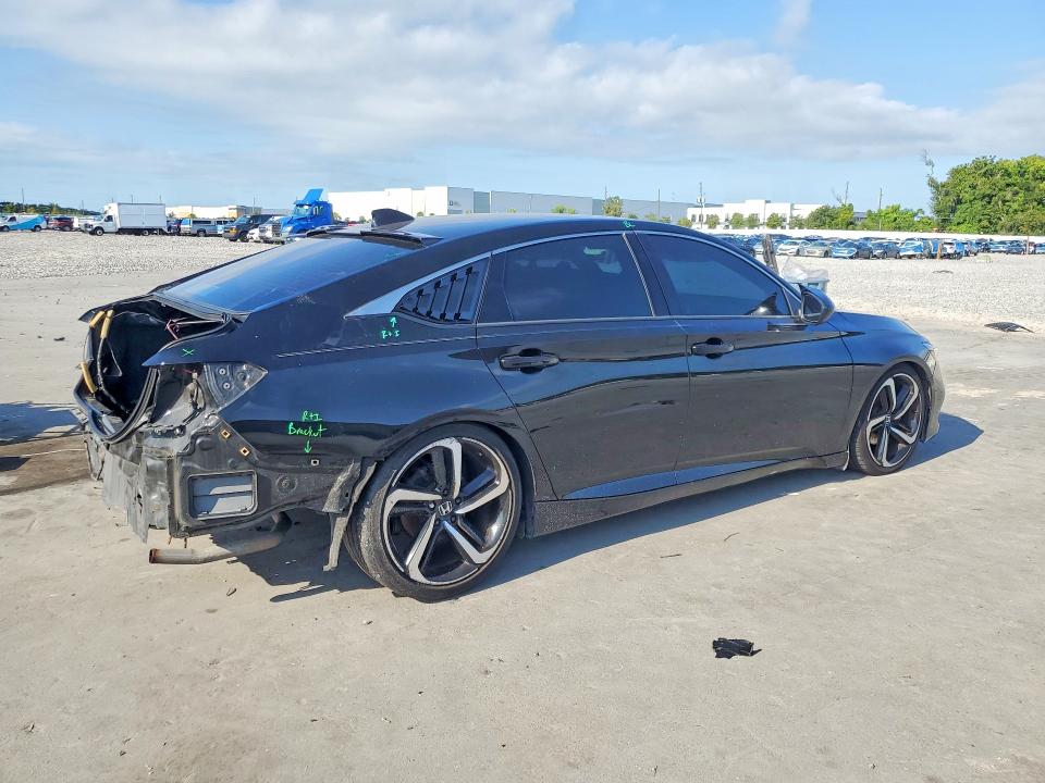 Photo 3 from auction – 2021 HONDA ACCORD with VIN 1HGCV1F30MA034009