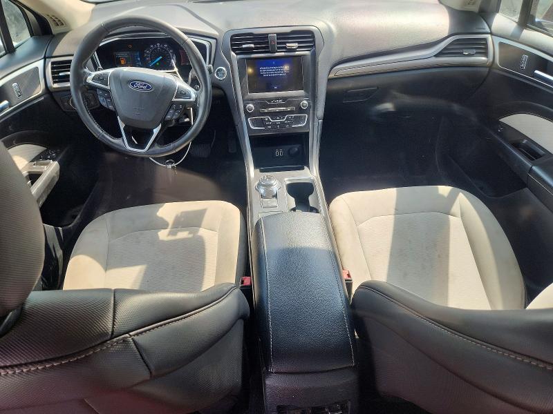 Photo 8 from auction – 2019 FORD FUSION with VIN 3FA6P0HD6KR244614