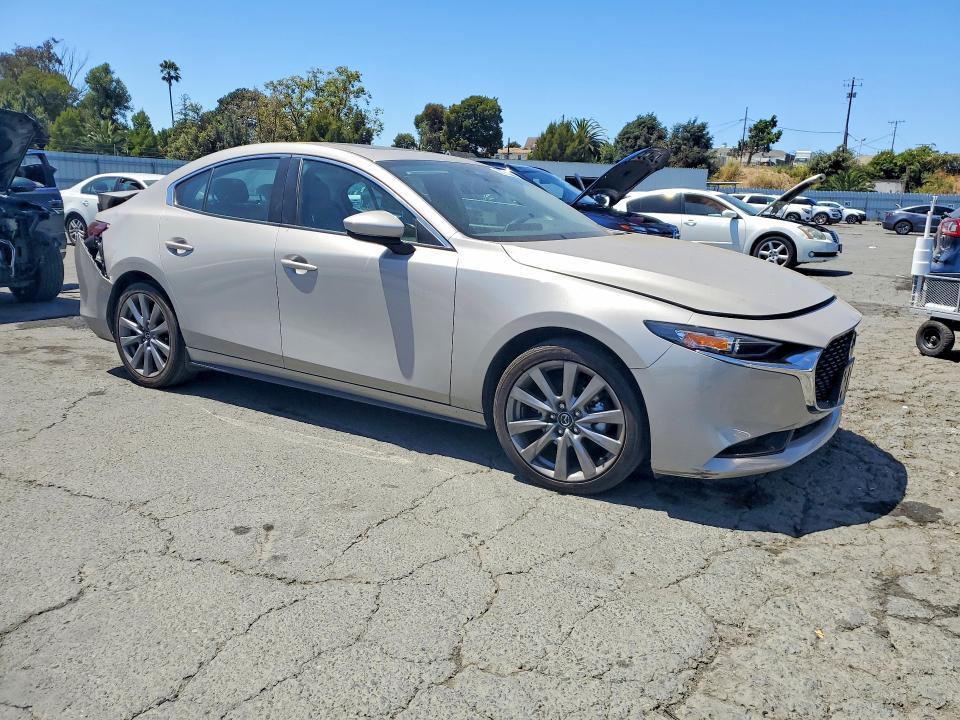 Фото 4 с аукциона – 2024 MAZDA 3 с VIN 3MZBPACM9RM432408