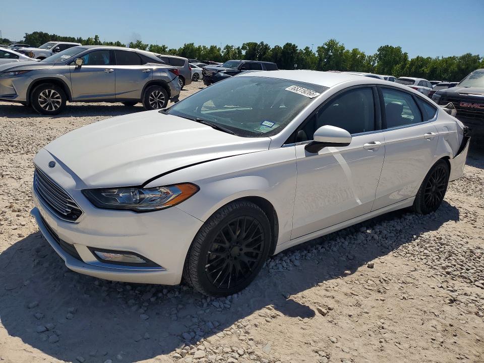 Photo 1 from auction – 2017 FORD FUSION with VIN 3FA6P0HD3HR353069