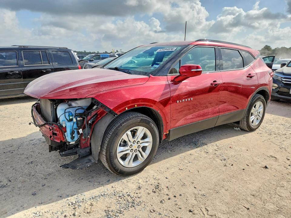 CHEVROLET BLAZER 2021 with VIN 3GNKBCR44MS577808 - Photo from auction
