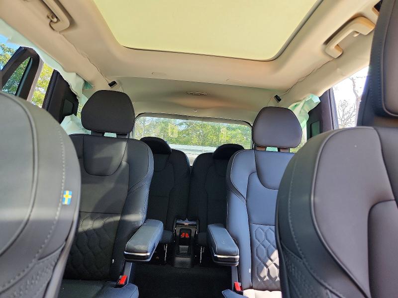 Photo 10 from auction – 2026 VOLVO XC90 with VIN YV4062JE7T1488198