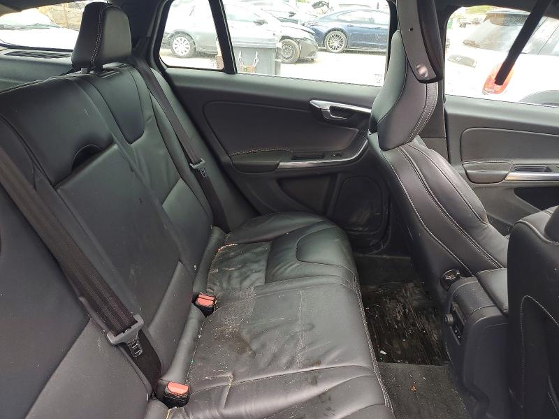 Photo 10 from auction – 2015 VOLVO V60 with VIN YV1902SCXF1196665