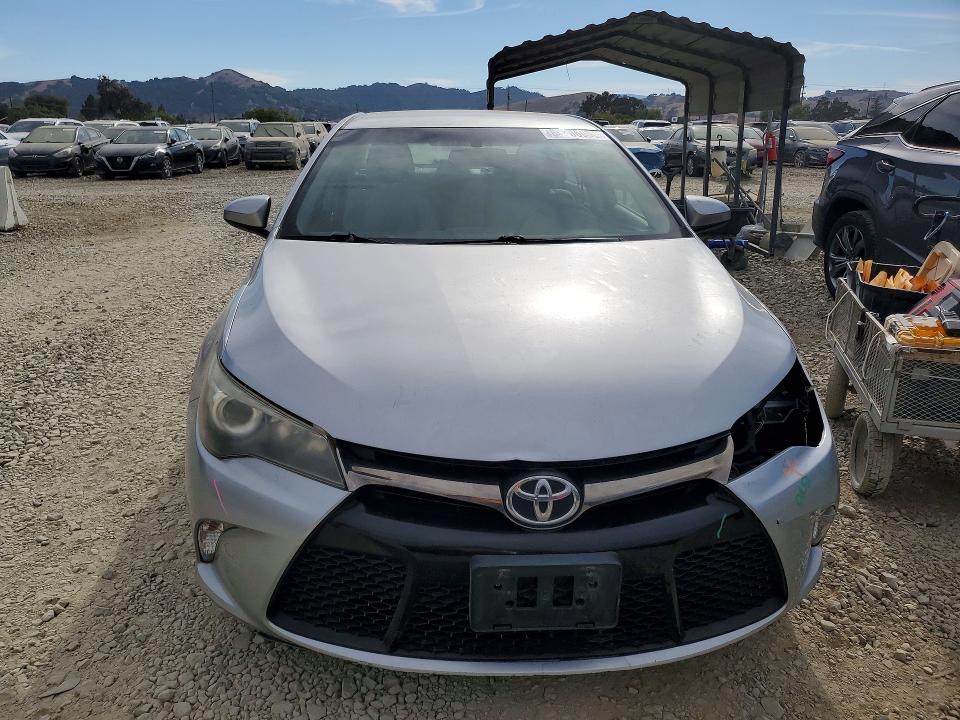 Photo 5 from auction – 2017 TOYOTA CAMRY with VIN 4T1BF1FK1HU402678