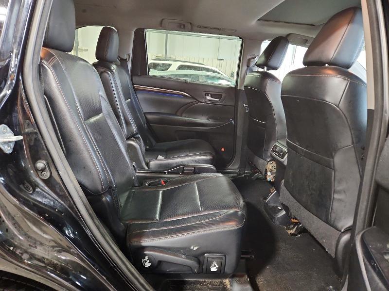 Photo 11 from auction – 2016 TOYOTA HIGHLANDER with VIN 5TDDKRFH4GS238034