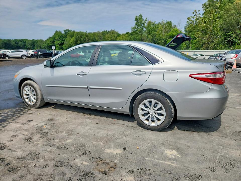 Photo 2 from auction – 2016 TOYOTA CAMRY with VIN 4T4BF1FK8GR543414