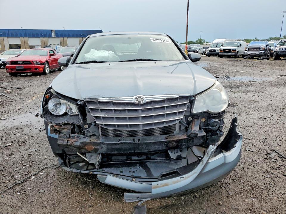 Photo 5 from auction – 2010 CHRYSLER SEBRING with VIN 1C3CC5FB8AN217380