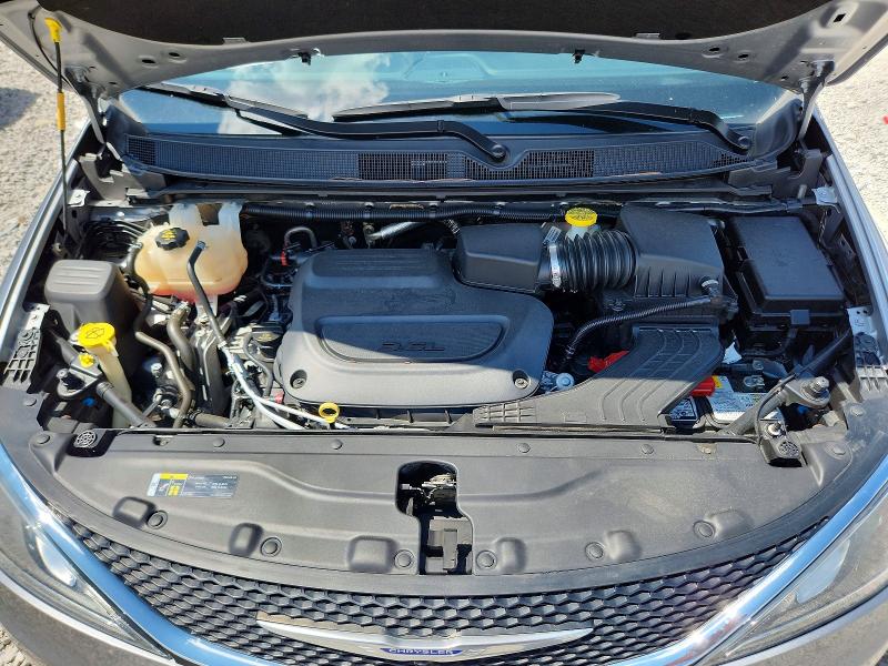 Photo 12 from auction – 2020 CHRYSLER PACIFICA with VIN 2C4RC1EG7LR269469