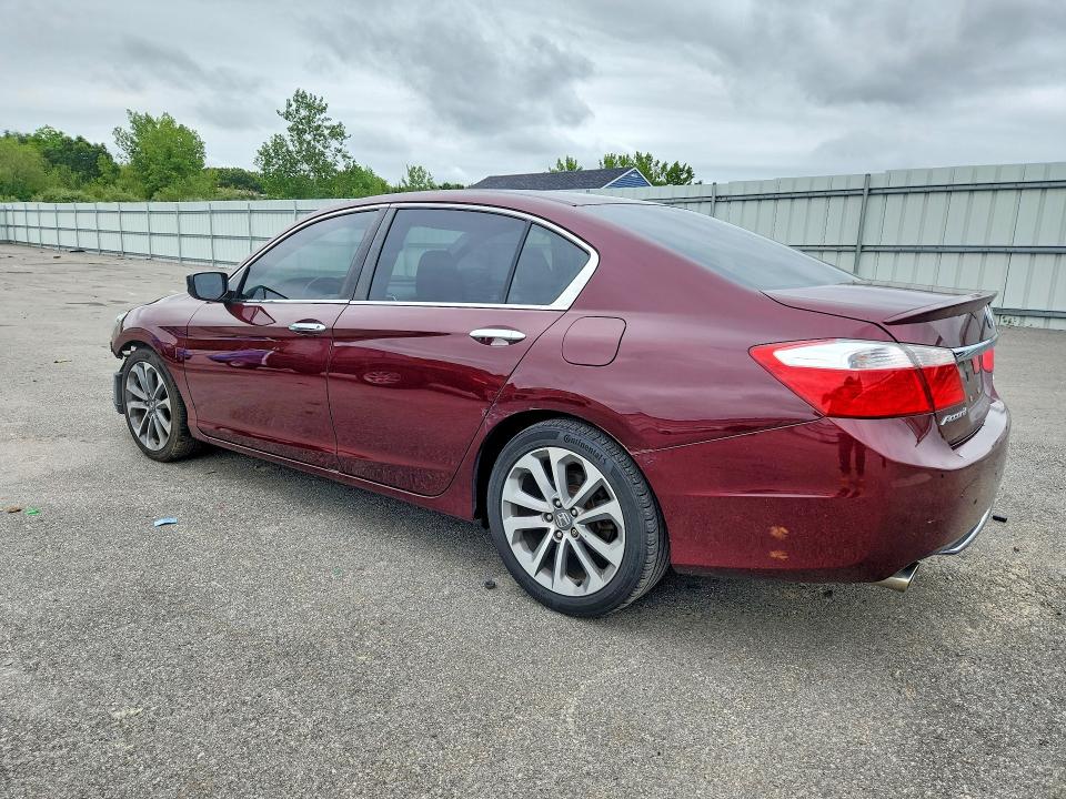 Photo 2 from auction – 2015 HONDA ACCORD with VIN 1HGCR2F55FA224645