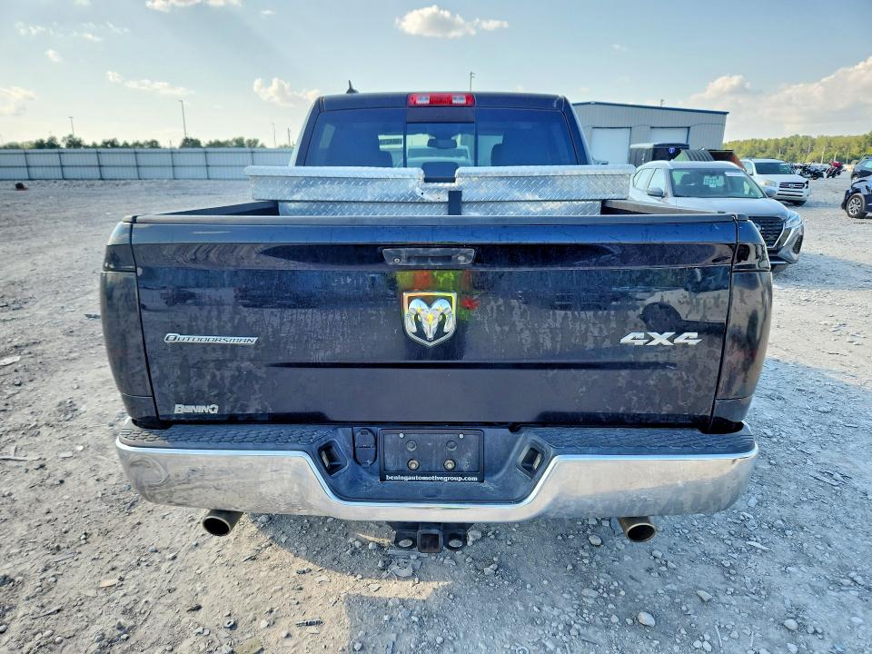 صورة رقم 6 من المزاد - 2015 RAM 1500 مع VIN 1C6RR7LT1FS575160