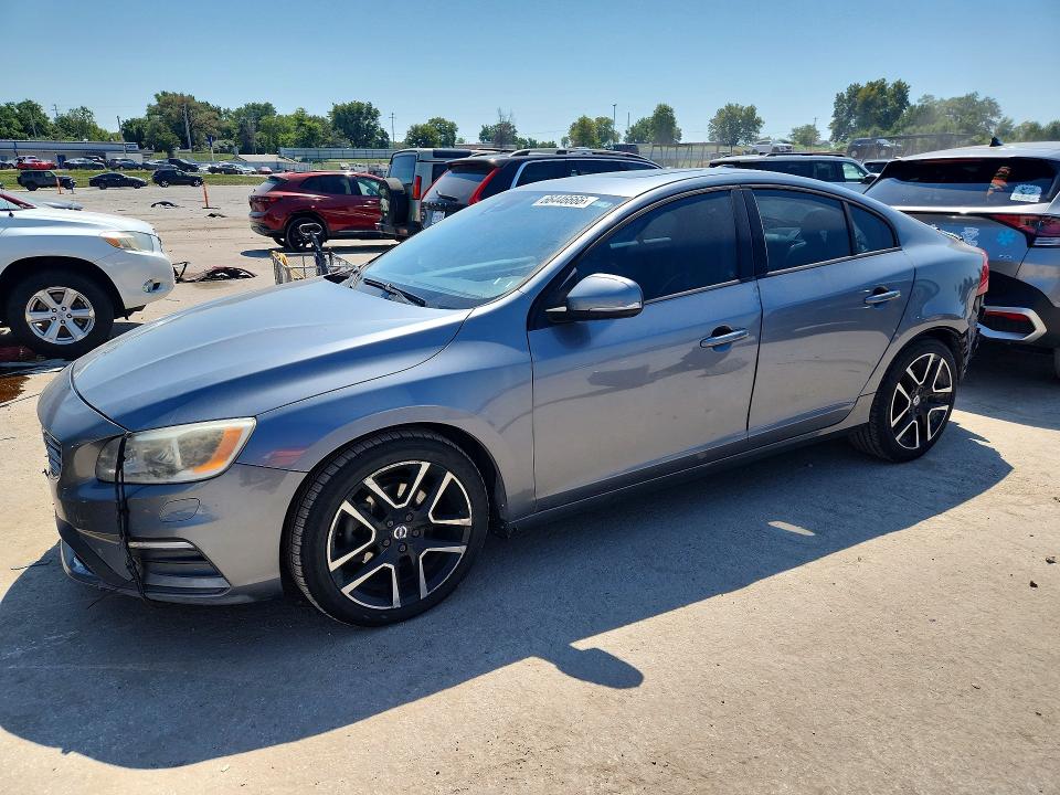 VOLVO S60 2017 with VIN YV126MFL7H2422518 - Photo from auction