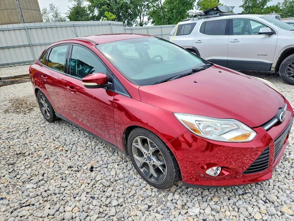 Photo 4 from auction – 2014 FORD FOCUS with VIN 1FADP3F21EL281003