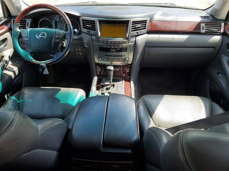 Photo 8 from auction – 2010 LEXUS LX with VIN JTJHY7AX2A4042032