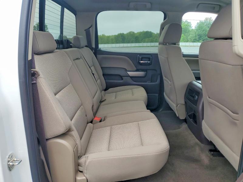 Photo 10 from auction – 2018 CHEVROLET SILVERADO with VIN 3GCUKREC6JG197899
