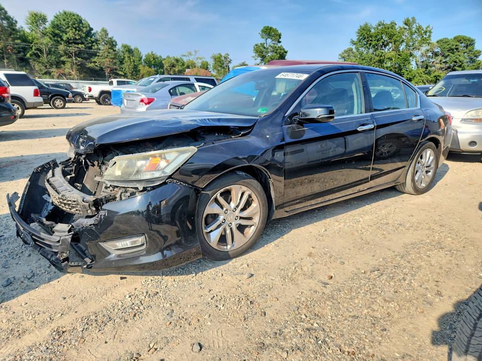 Photo 1 from auction – 2015 HONDA ACCORD with VIN 1HGCR2F83FA144111
