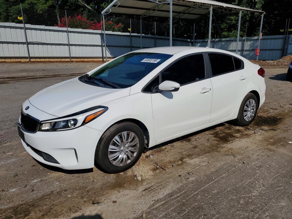 KIA FORTE 2017 with VIN 3KPFK4A72HE098054 - Photo from auction