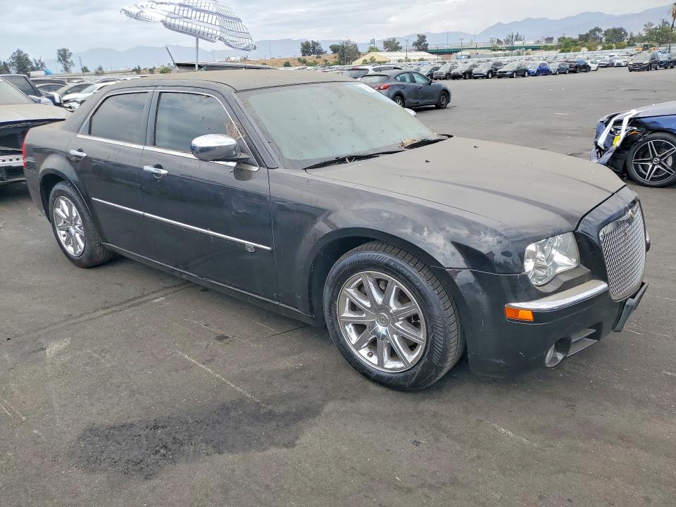 Photo 4 from auction – 2008 CHRYSLER 300C with VIN 2C3KA63H18H140239