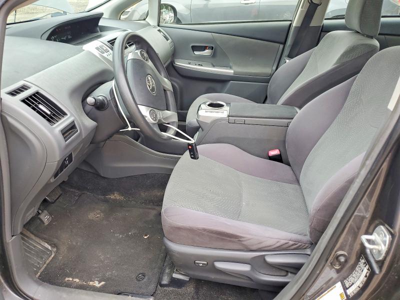Photo 7 from auction – 2012 TOYOTA PRIUS V with VIN JTDZN3EU1C3124822