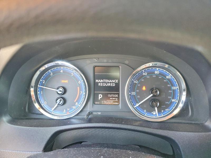 Photo 9 from auction – 2018 TOYOTA COROLLA with VIN 2T1BURHE6JC029916