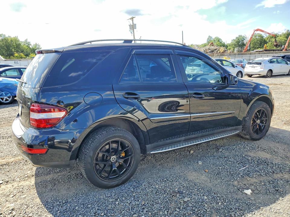 Photo 3 from auction – 2009 MERCEDES-BENZ ML with VIN 4JGBB86E79A504309
