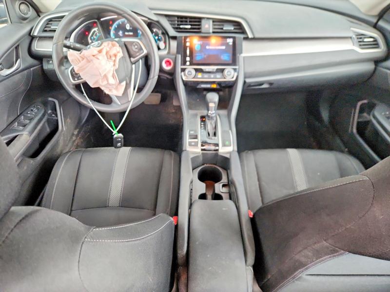 Photo 8 from auction – 2017 HONDA CIVIC with VIN 19XFC2F73HE053490