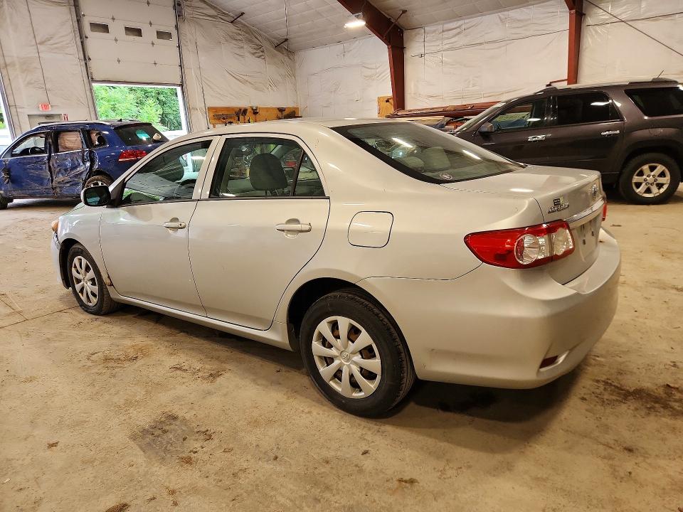 Photo 2 from auction – 2013 TOYOTA COROLLA SEDAN with VIN 2T1BU4EE3DC955069