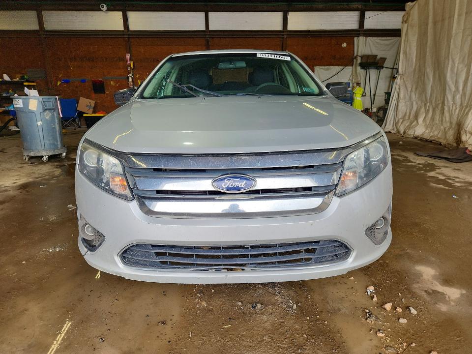 Photo 5 from auction – 2011 FORD FUSION with VIN 3FAHP0HAXBR237339