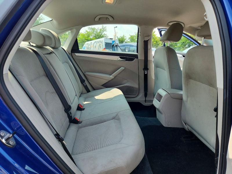 Photo 10 from auction – 2016 VOLKSWAGEN PASSAT with VIN 1VWAT7A34GC066456