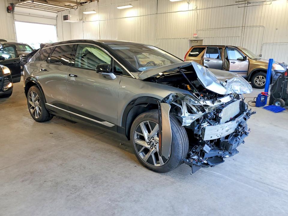 Photo 4 from auction – 2026 CADILLAC OPTIQ with VIN 3GYK3BM47TS141941