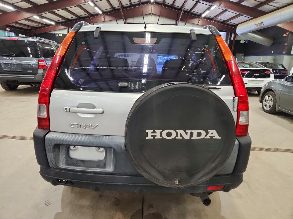 Photo 6 from auction – 2002 HONDA CR-V with VIN JHLRD68422C021023