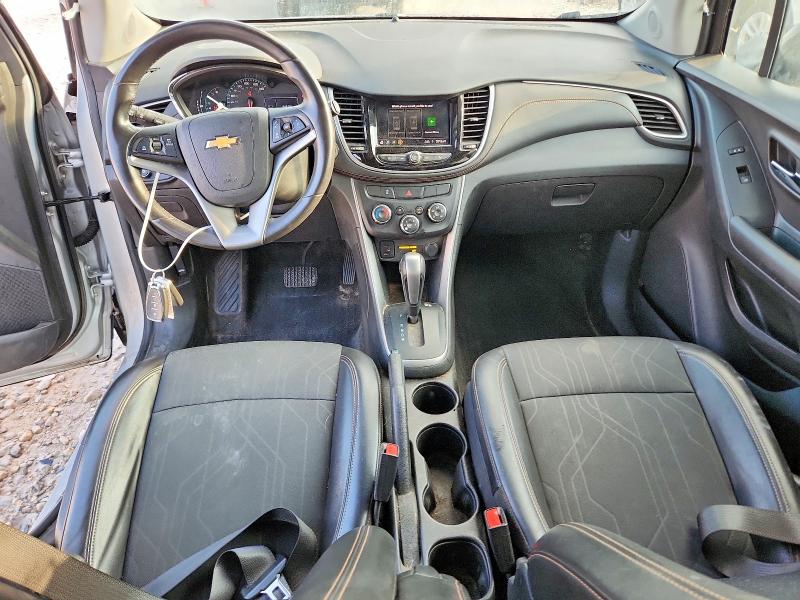 Photo 8 from auction – 2020 CHEVROLET TRAX with VIN KL7CJPSB4LB319473
