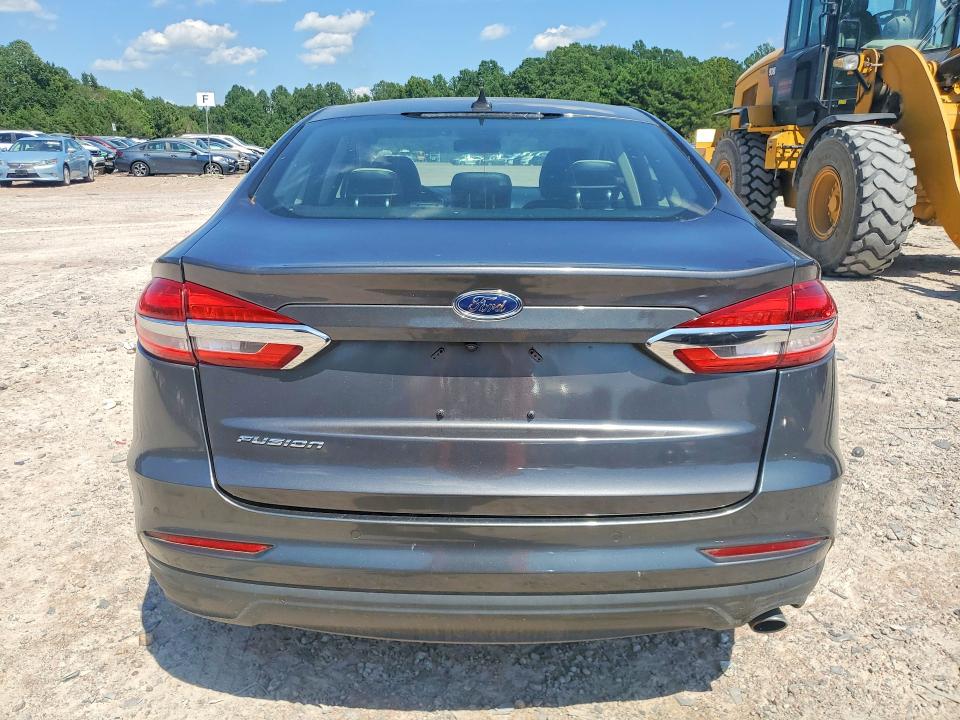 Foto 6 de la subasta – 2019 FORD FUSION con VIN 3FA6P0HD8KR112437