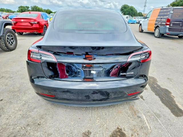 Photo 6 from auction – 2018 TESLA MODEL 3 with VIN 5YJ3E1EB0JF110676