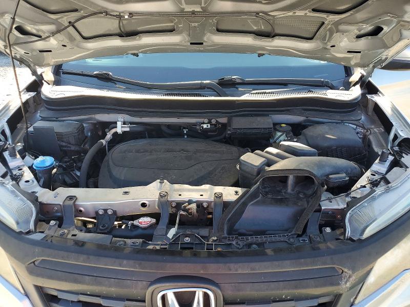 Photo 11 from auction – 2017 HONDA RIDGELINE with VIN 5FPYK2F57HB001520