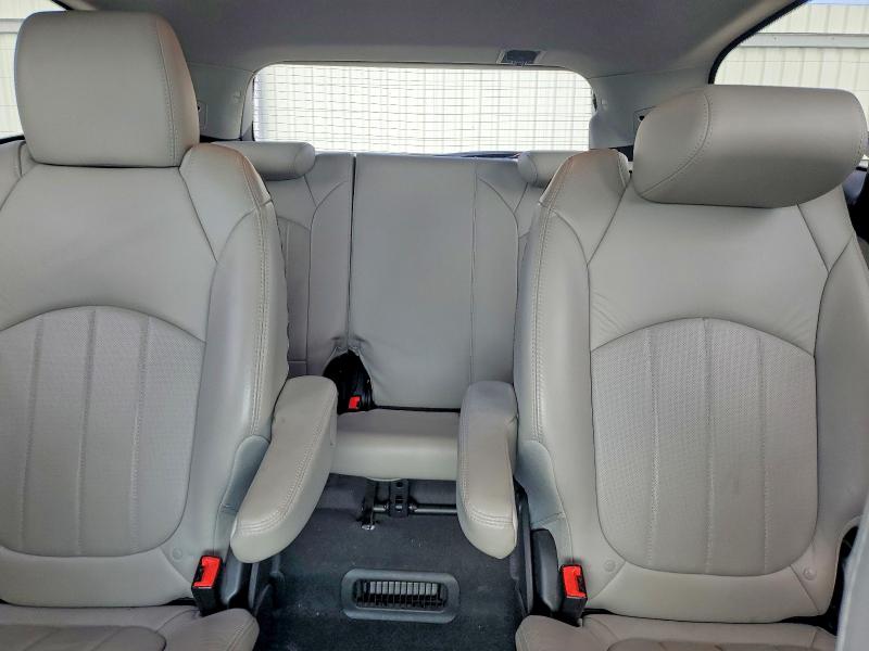 Photo 10 from auction – 2011 CHEVROLET TRAVERSE with VIN 1GNKVLED6BJ358389
