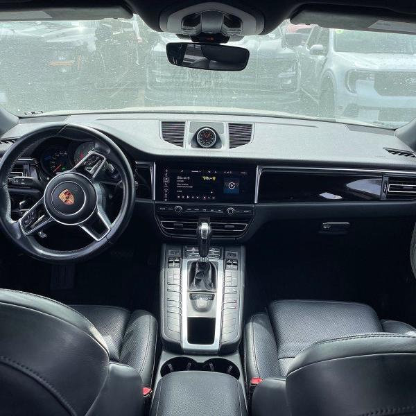 Photo 12 from auction – 2020 PORSCHE MACAN with VIN WP1AB2A57LLB30671