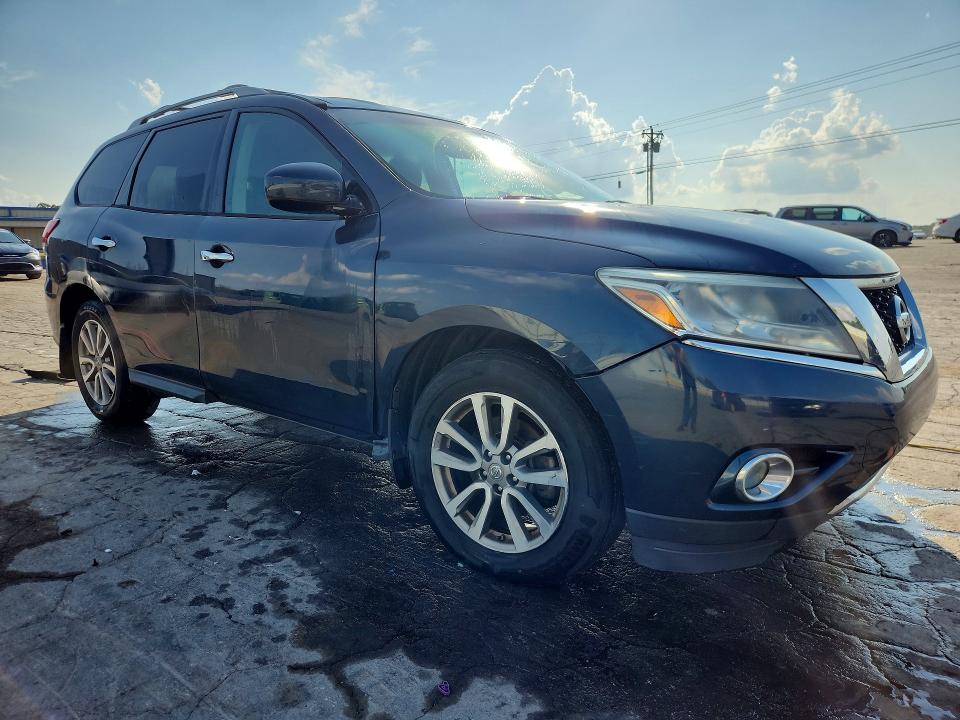 Снимка 4 от търг – 2015 NISSAN PATHFINDER с VIN 5N1AR2MN4FC683254