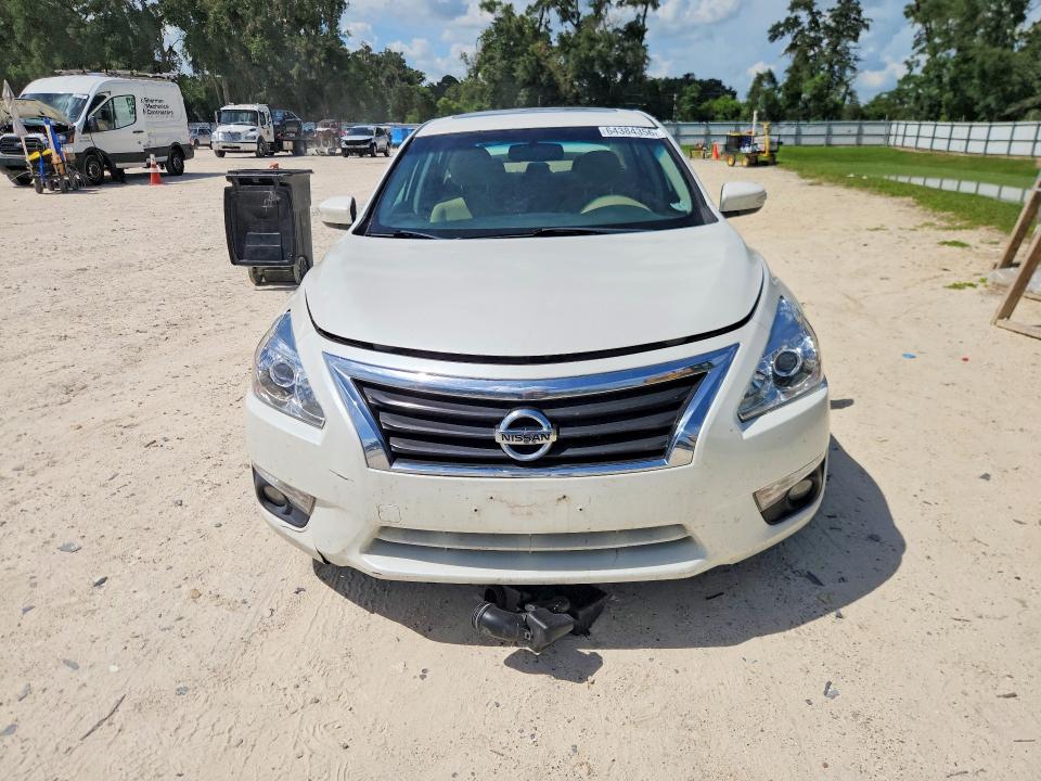 Photo 5 from auction – 2014 NISSAN ALTIMA with VIN 1N4AL3AP4EC167319