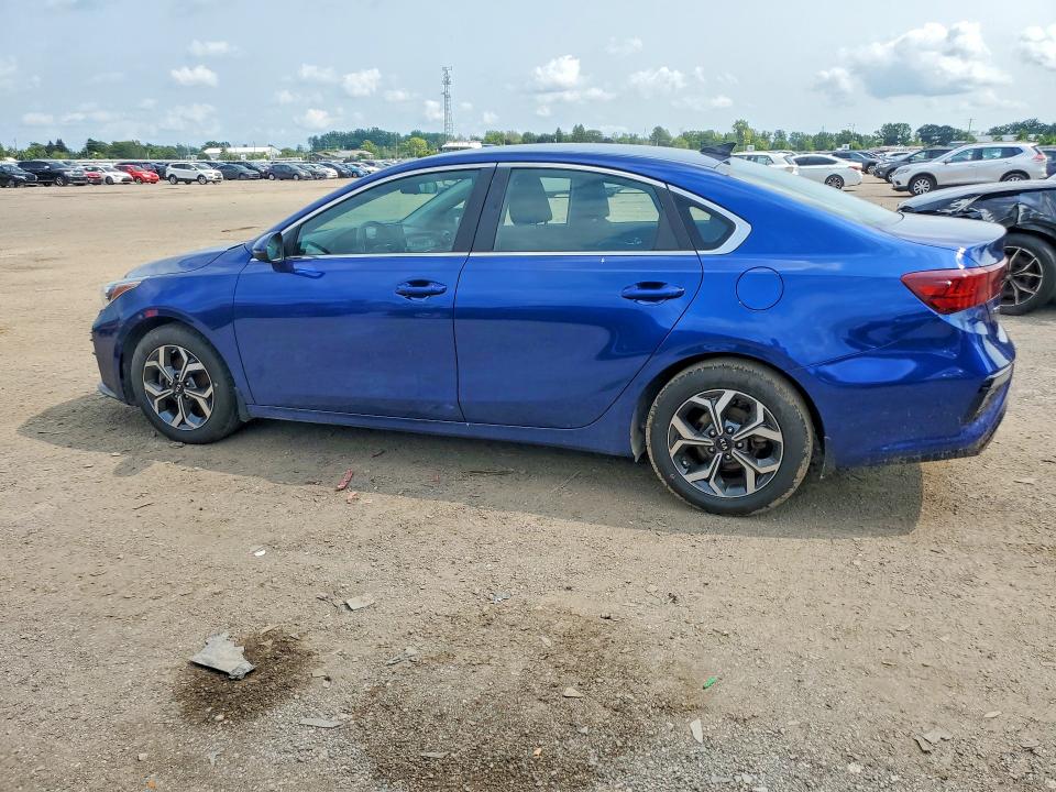 Photo 2 from auction – 2021 KIA FORTE with VIN 3KPF54AD3ME263441