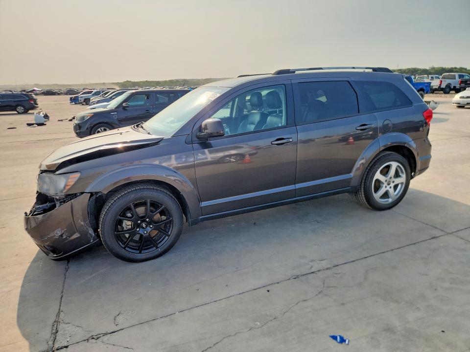 DODGE JOURNEY 2018 with VIN 3C4PDCEG5JT319490 - Photo from auction