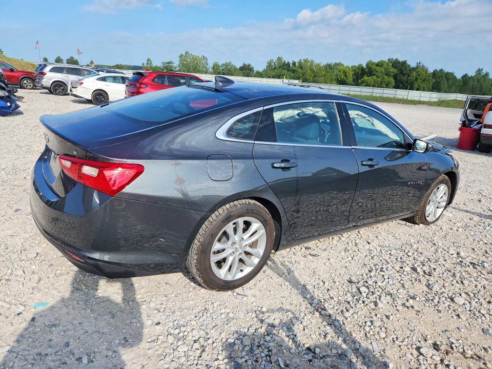 Photo 3 from auction – 2016 CHEVROLET MALIBU with VIN 1G1ZE5ST7GF357253