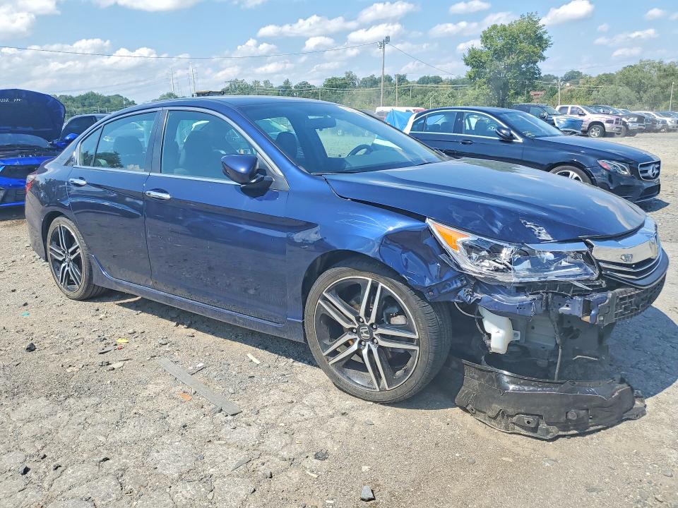 Photo 4 from auction – 2017 HONDA ACCORD with VIN 1HGCR2F11HA095643